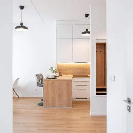 Apartment Center Free Parking