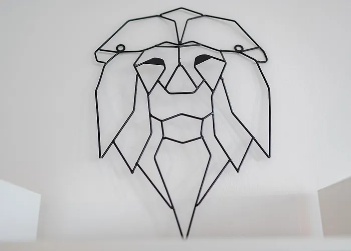 Center Free Parking *