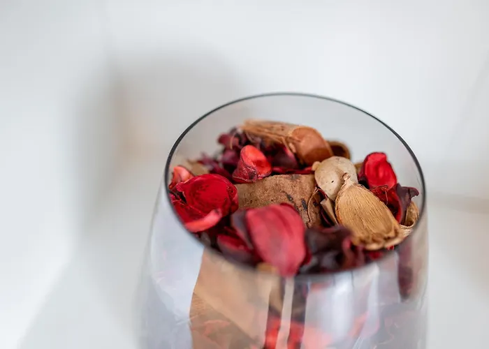 Center Free Parking *